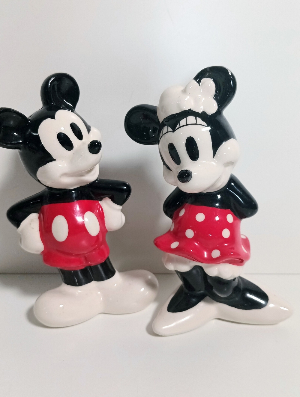 Vintage Minnie and Mickey Mouse Salt and Pepper Shakers